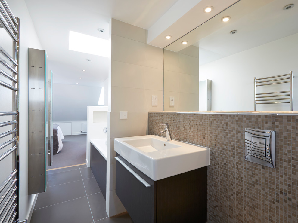Design ideas for a medium sized contemporary bathroom in London.