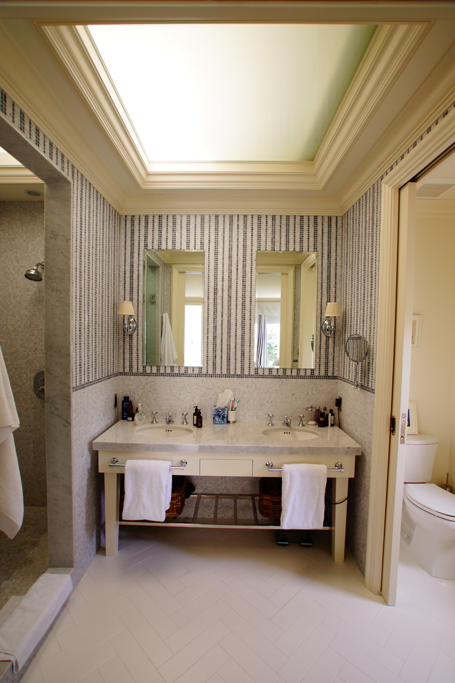 Design ideas for a traditional bathroom in San Francisco.