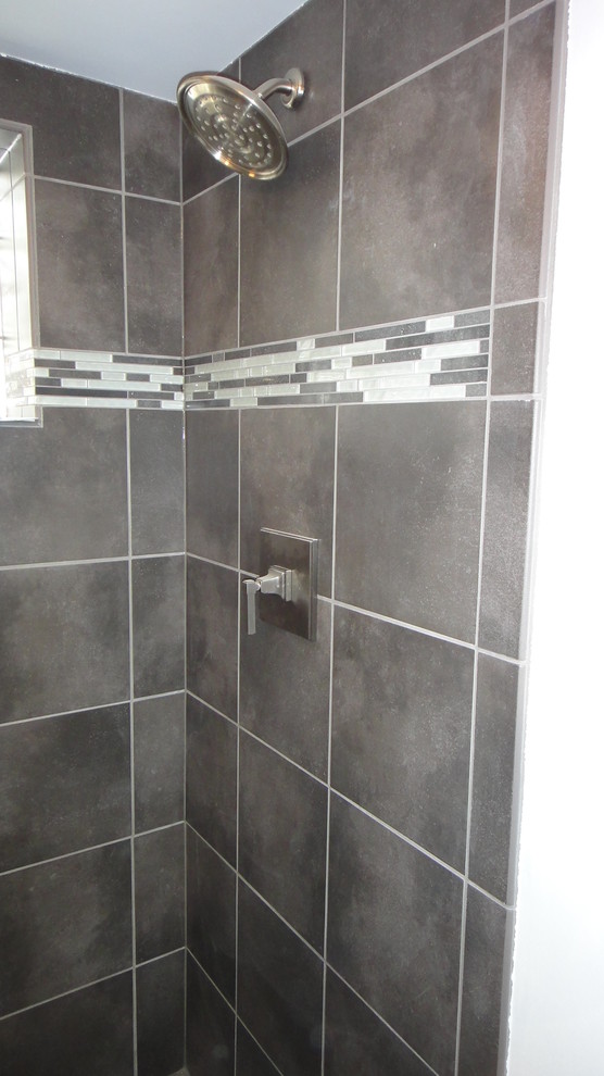 Cook Bros. Arlington Tile and Fixtures Traditional Bathroom DC