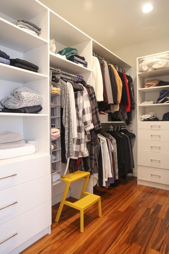 Closet - modern gray floor closet idea in Other