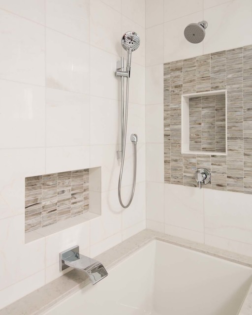 Coronado Cays waterfront home Contemporáneo Cuarto de baño San