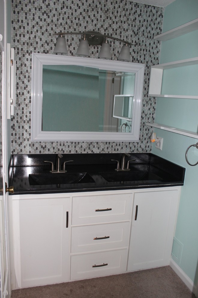 Countertops and vanities Traditional Bathroom Miami by C4 LLC