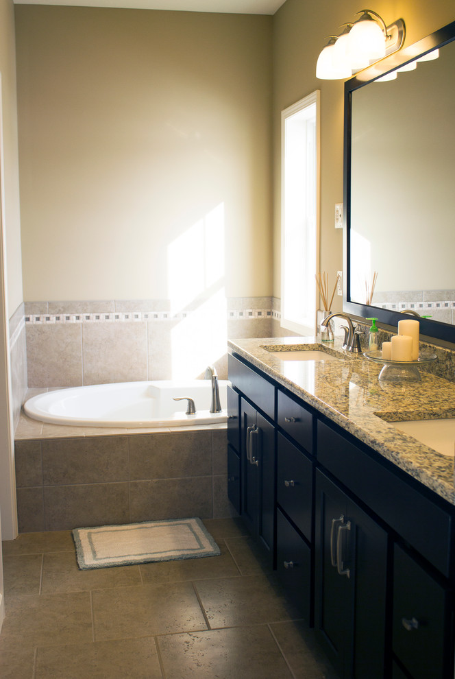 Bathroom - transitional bathroom idea in Chicago