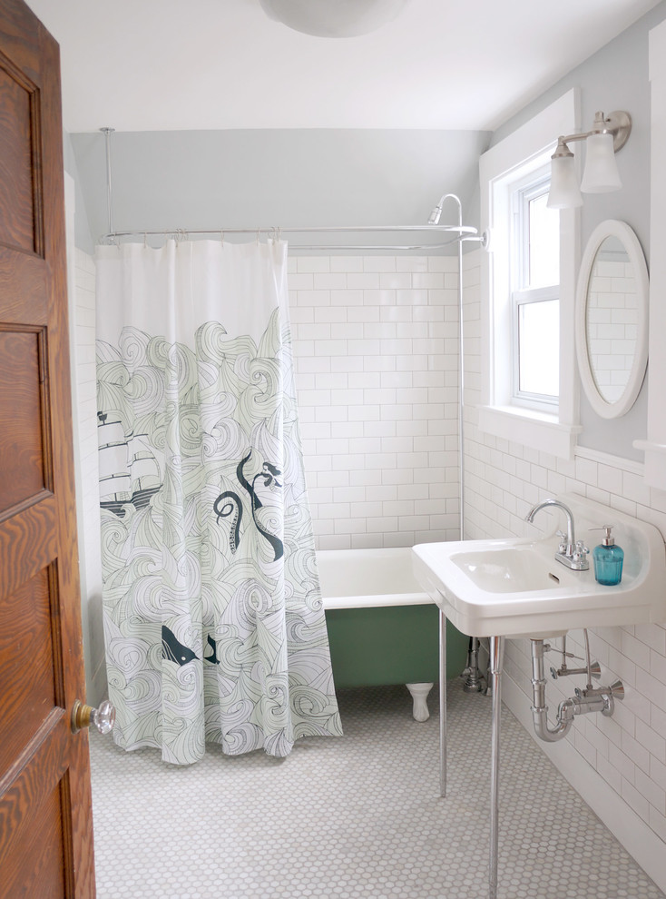Inspiration for a craftsman bathroom remodel in Boston