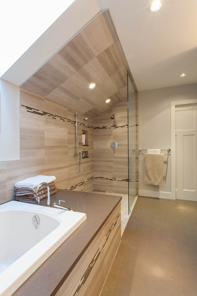 Inspiration for a craftsman bathroom remodel in Vancouver