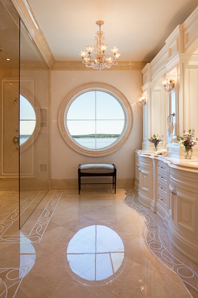 Пример оригинального дизайна: большая ванная комната в стиле ретро с настольной раковиной