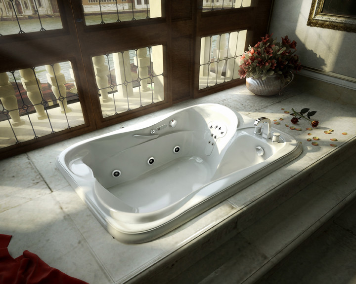 Imagen de cuarto de baño principal clásico grande con baldosas y/o azulejos beige, baldosas y/o azulejos grises y paredes beige
