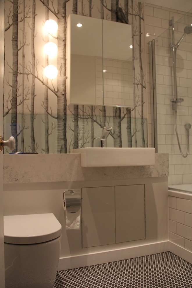 Inspiration for a modern bathroom remodel in Melbourne