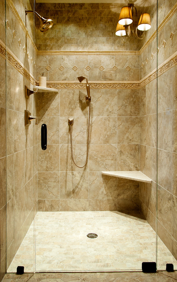 Inspiration for a classic bathroom in Nashville.