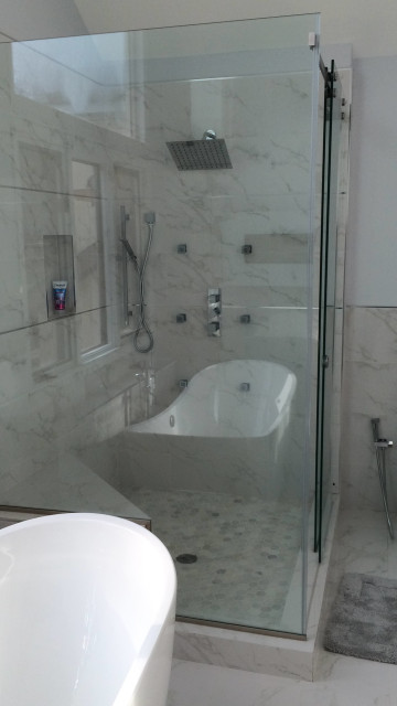 Custom-made glass shower with freestanding tub - Modern - Bathroom ...
