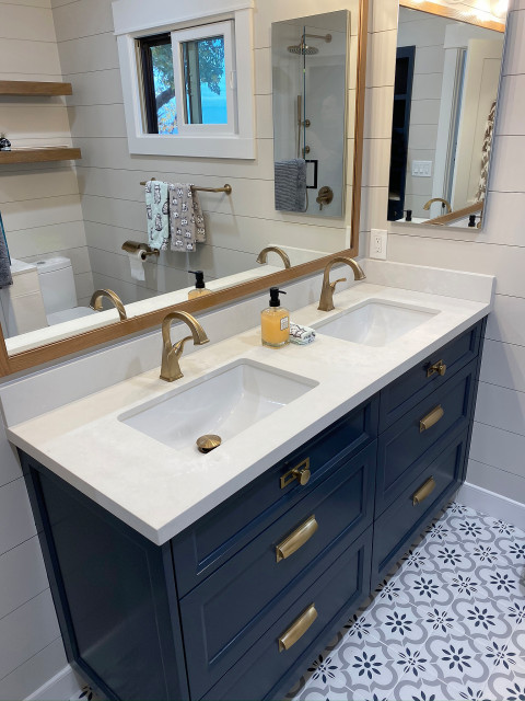 Navy and Brass Bathroom Reveal