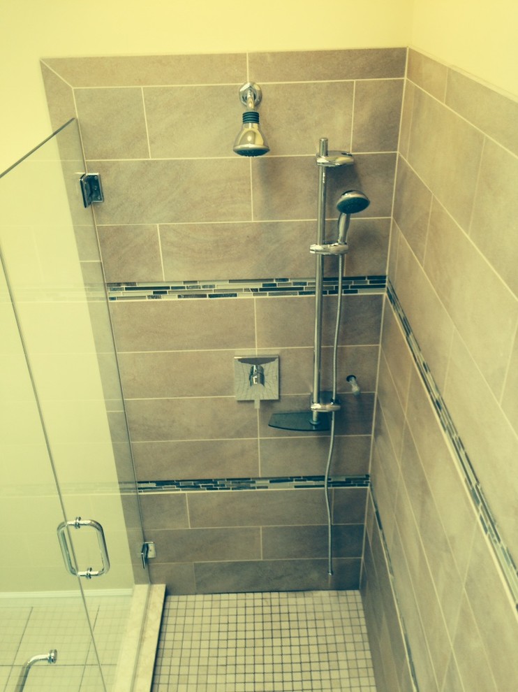 Custom Shower Stalls Classique Chic Salle de Bain New York par