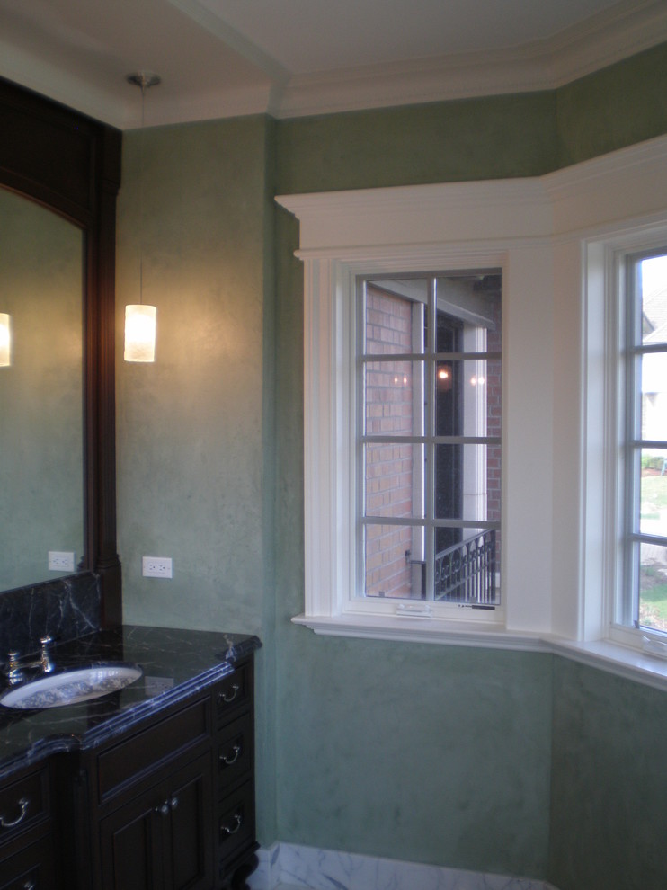 Custom plaster bathroom walls Traditional Bathroom