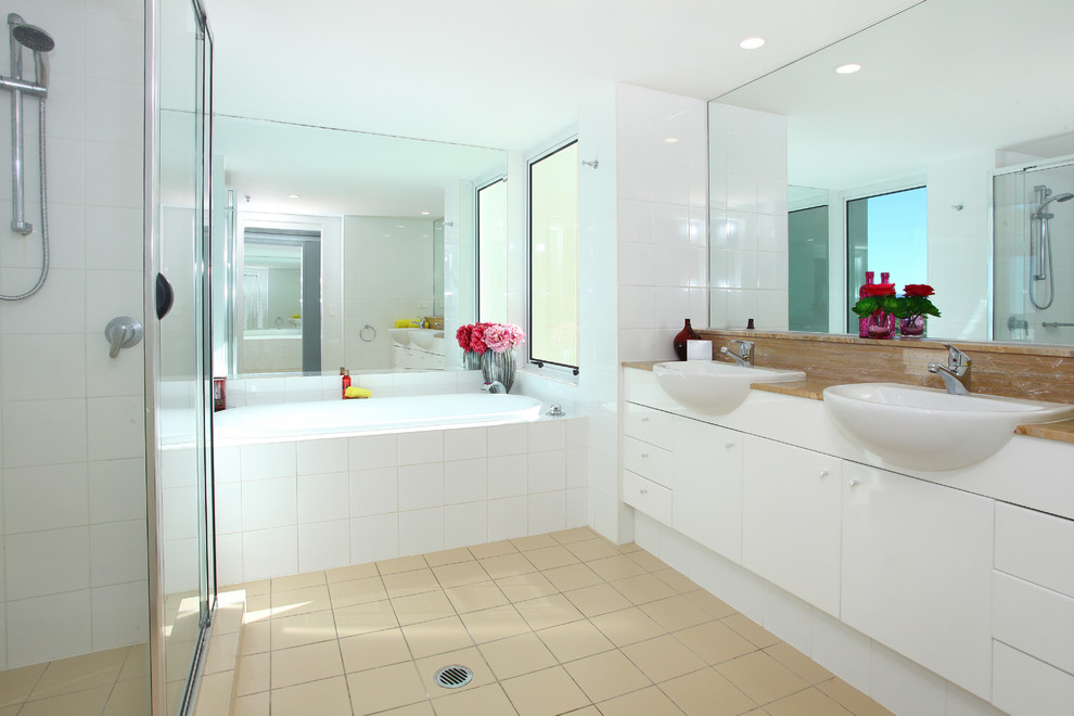 Deepwater Apartment HIA Award Winner Beach Style Bathroom Gold