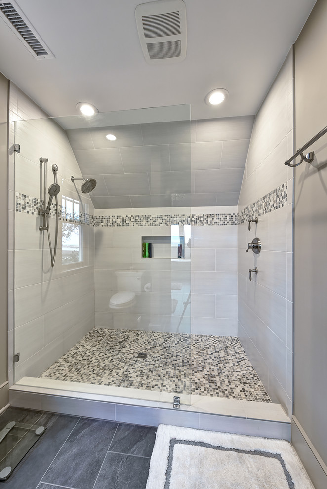 Стильный дизайн: главная ванная комната в морском стиле - последний тренд