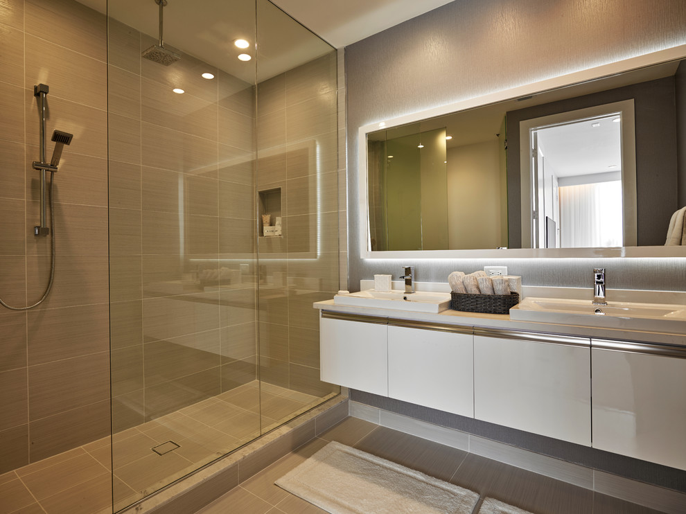 Doral I - Modern - Bathroom - Miami - by User | Houzz