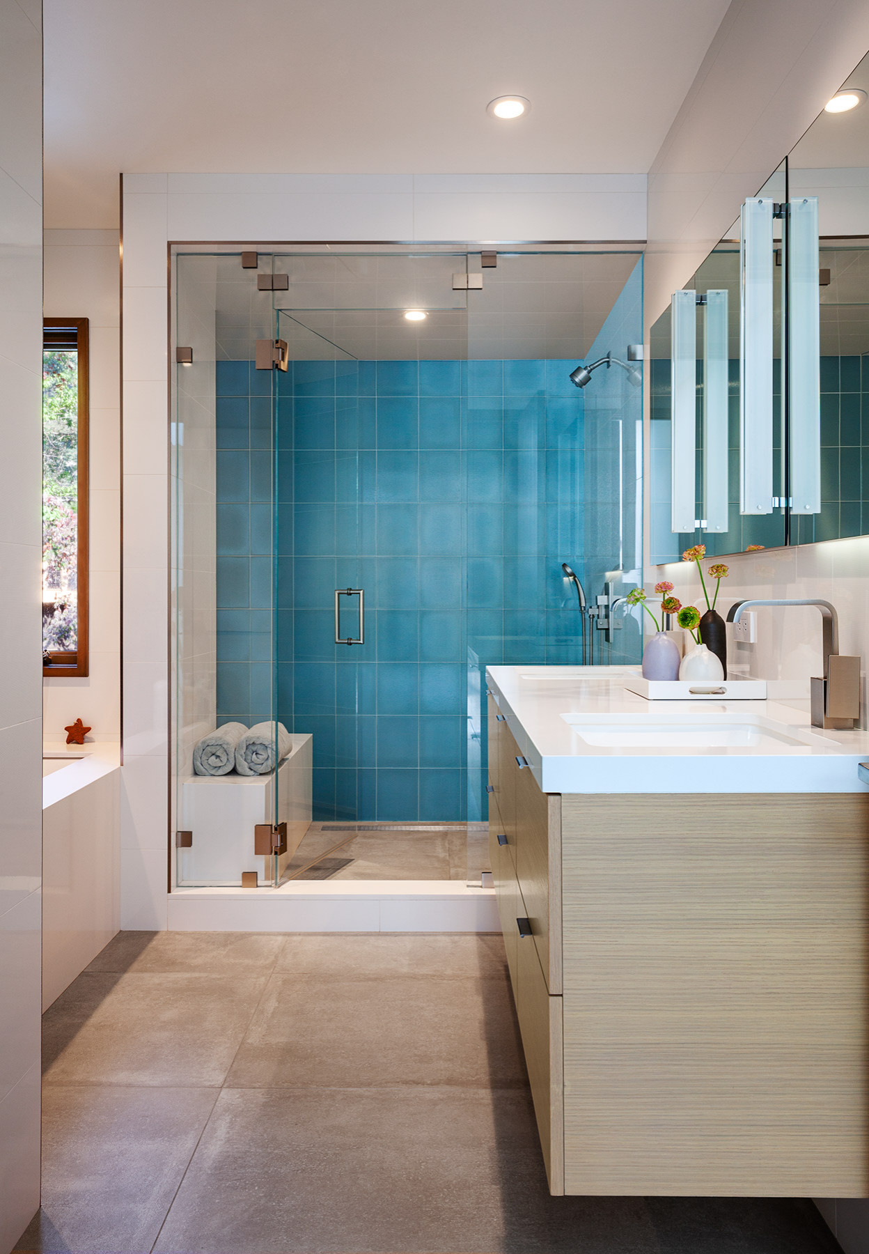 75 badezimmer mit blauen fliesen ideen & bilder - oktober 2023