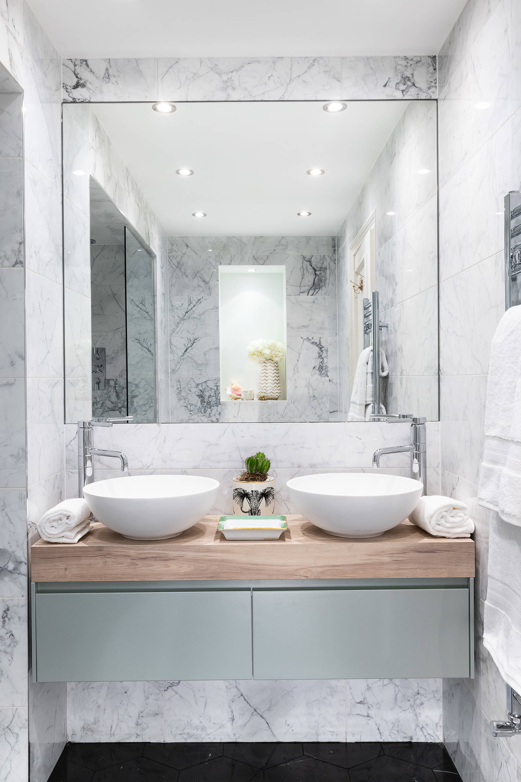 75 Bathroom with a Vessel Sink Ideas You'll Love - October, 2023 | Houzz