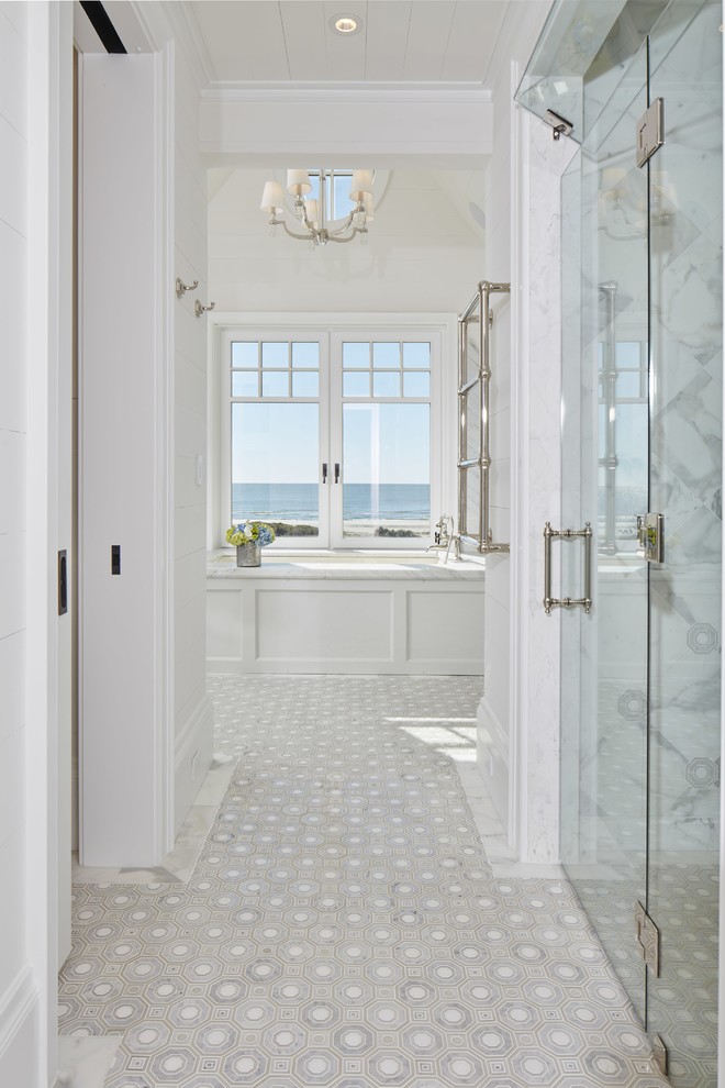 Inspiration for a beach style ensuite bathroom in Charleston.