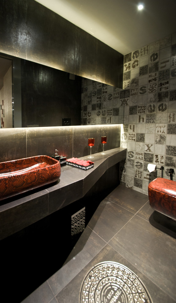 Duplex Residence Contemporary Bathroom Ahmedabad by Reema