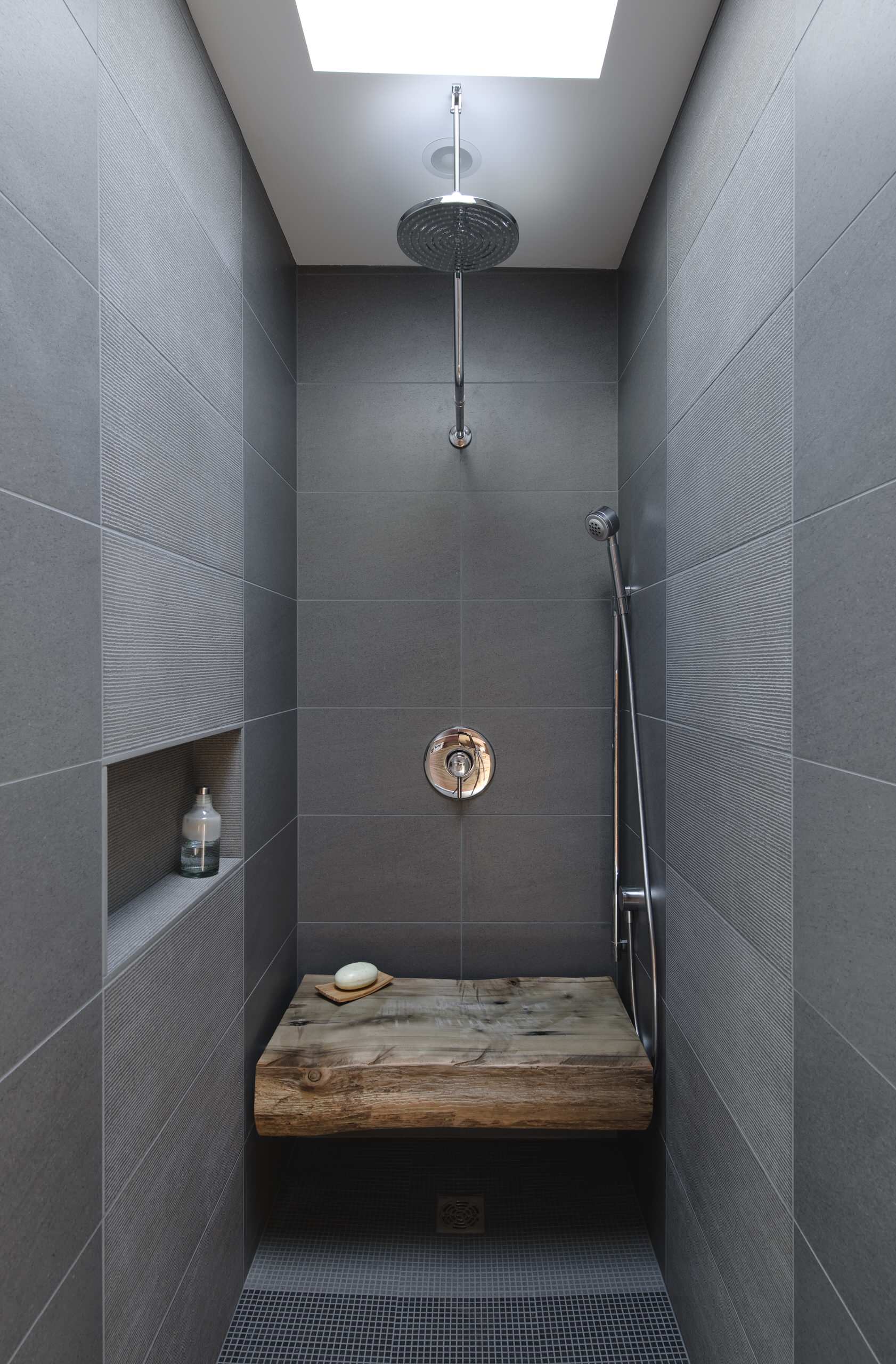 Duschbank - 12 tolle Designs für die Dusche mit Sitzbank