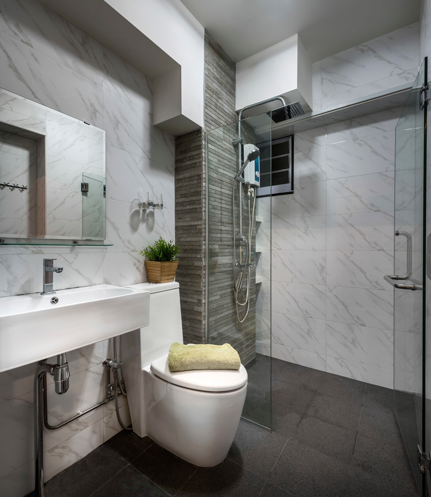 Inspiration for a timeless bathroom remodel in Singapore