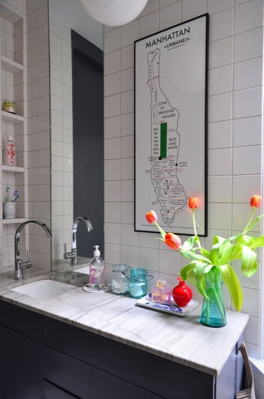East Village 350 Sq Ft Apartment Modern Bathroom New York By Natasha Habermann Studio Houzz