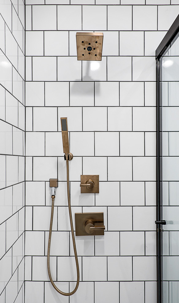 Eggleston Ave, Elmhurst Bathroom Chicago by M House Development