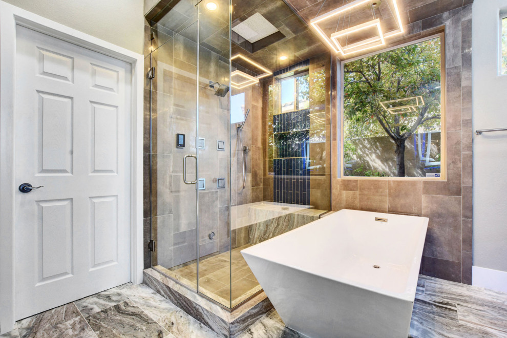 Emerald Dunes at Anthem, Luxurious Bathroom Bathroom Las Vegas by