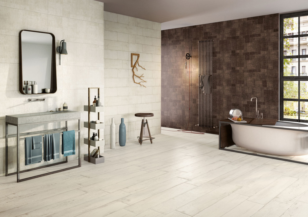Пример оригинального дизайна: огромная главная ванная комната в современном стиле с серыми фасадами, бежевой плиткой, керамической плиткой, коричневыми стенами, полом из керамической плитки, столешницей из бетона, бежевым полом и серой столешницей