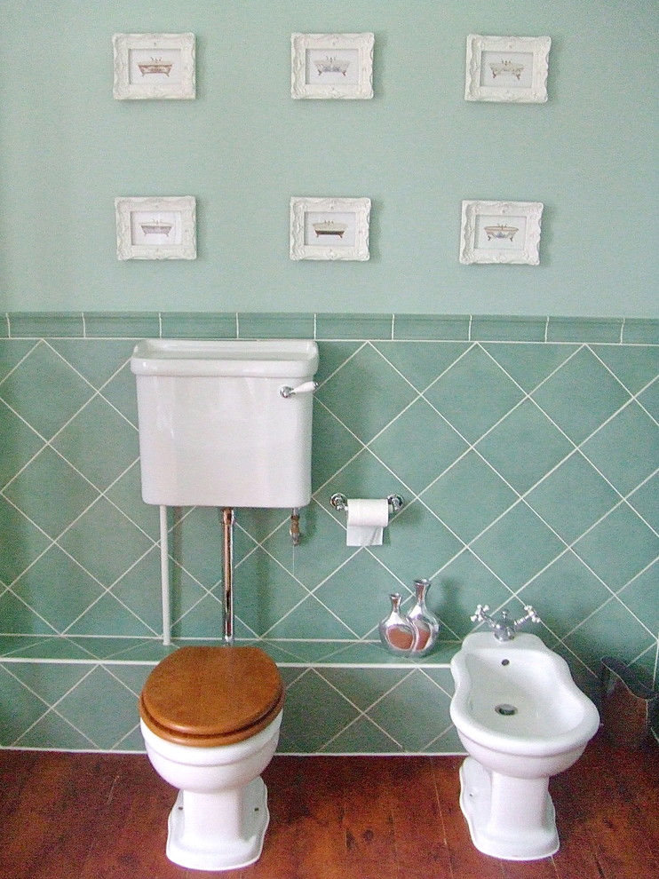 Esempio di un bagno di servizio vittoriano