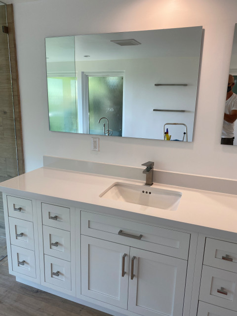 Encino Luxury Master Bath Renovation - Modern - Bathroom - Los Angeles ...