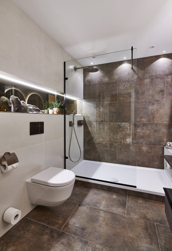 Ensuite Cyncoed, Cardiff Modern Bathroom Cardiff by The Tap