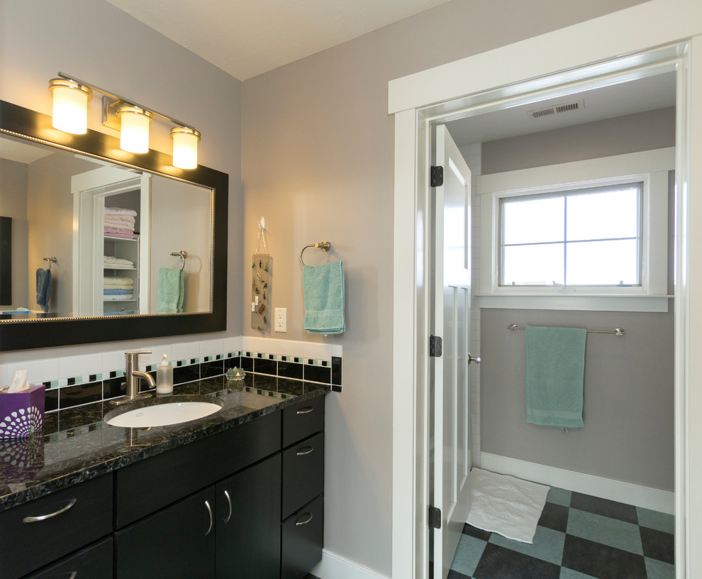 Bathroom - mid-sized contemporary kids' bathroom idea in Other with an undermount sink, quartz countertops and gray walls