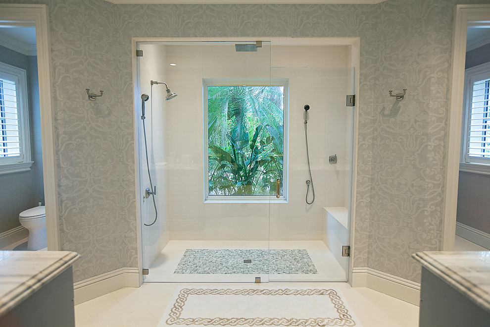 This is an example of a traditional bathroom in Miami.