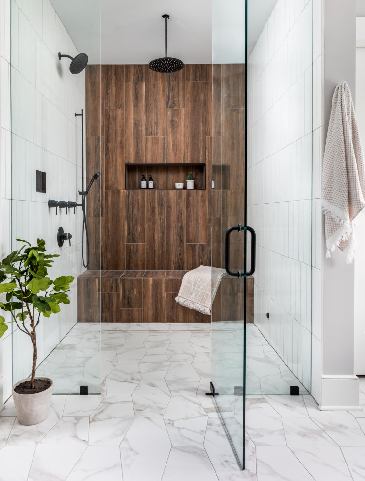 Свежая идея для дизайна: главная ванная комната в морском стиле - отличное фото интерьера