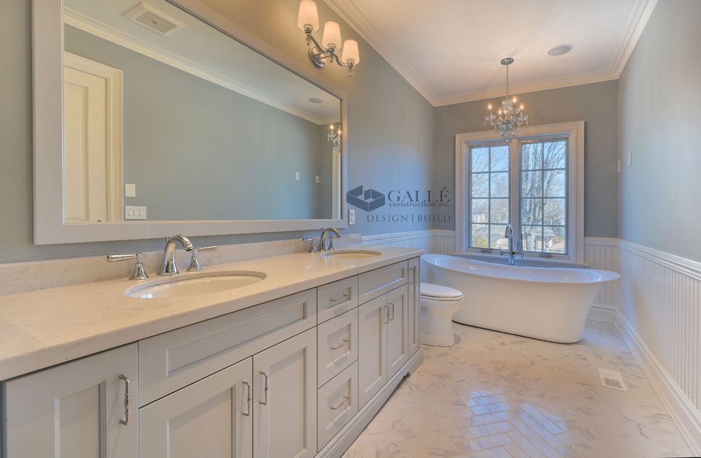 Etobicoke Design Build Traditional Bathroom Toronto by Galle