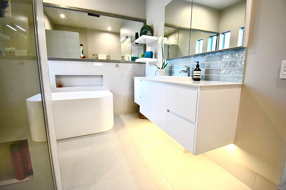 Eumundi Ensuite Renovation - Contemporary - Bathroom - Sunshine Coast ...