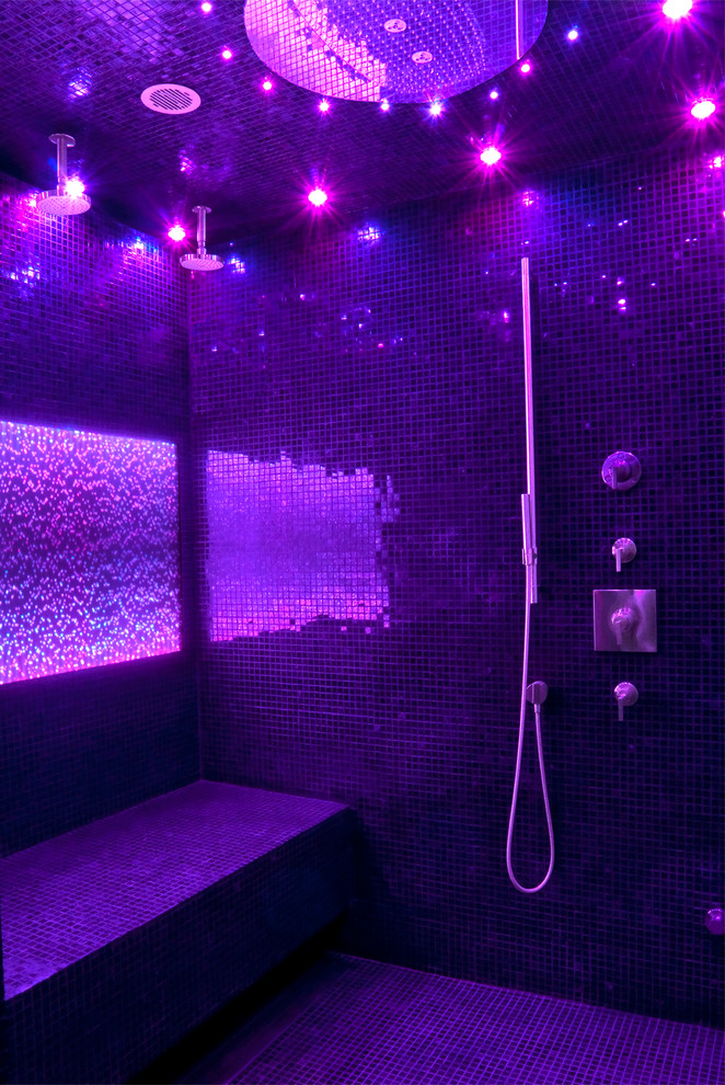 На фото: главная ванная комната в стиле модернизм с столешницей из плитки с