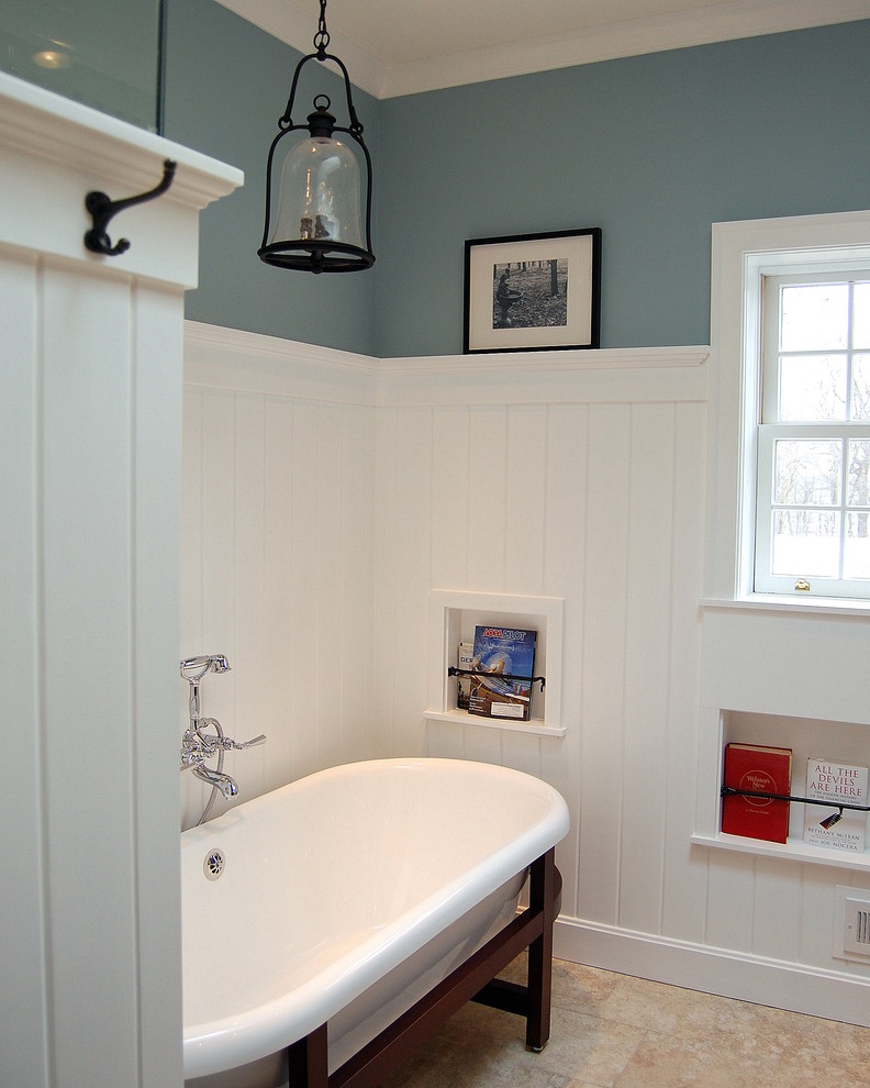 Cette image montre une petite salle de bain principale traditionnelle en bois brun avec une baignoire indépendante, WC à poser, des carreaux de céramique, un mur bleu, un placard à porte plane, une douche d'angle, un carrelage beige, un sol en carrelage de porcelaine, un lavabo encastré, un plan de toilette en quartz modifié, un sol beige et une cabine de douche à porte battante.