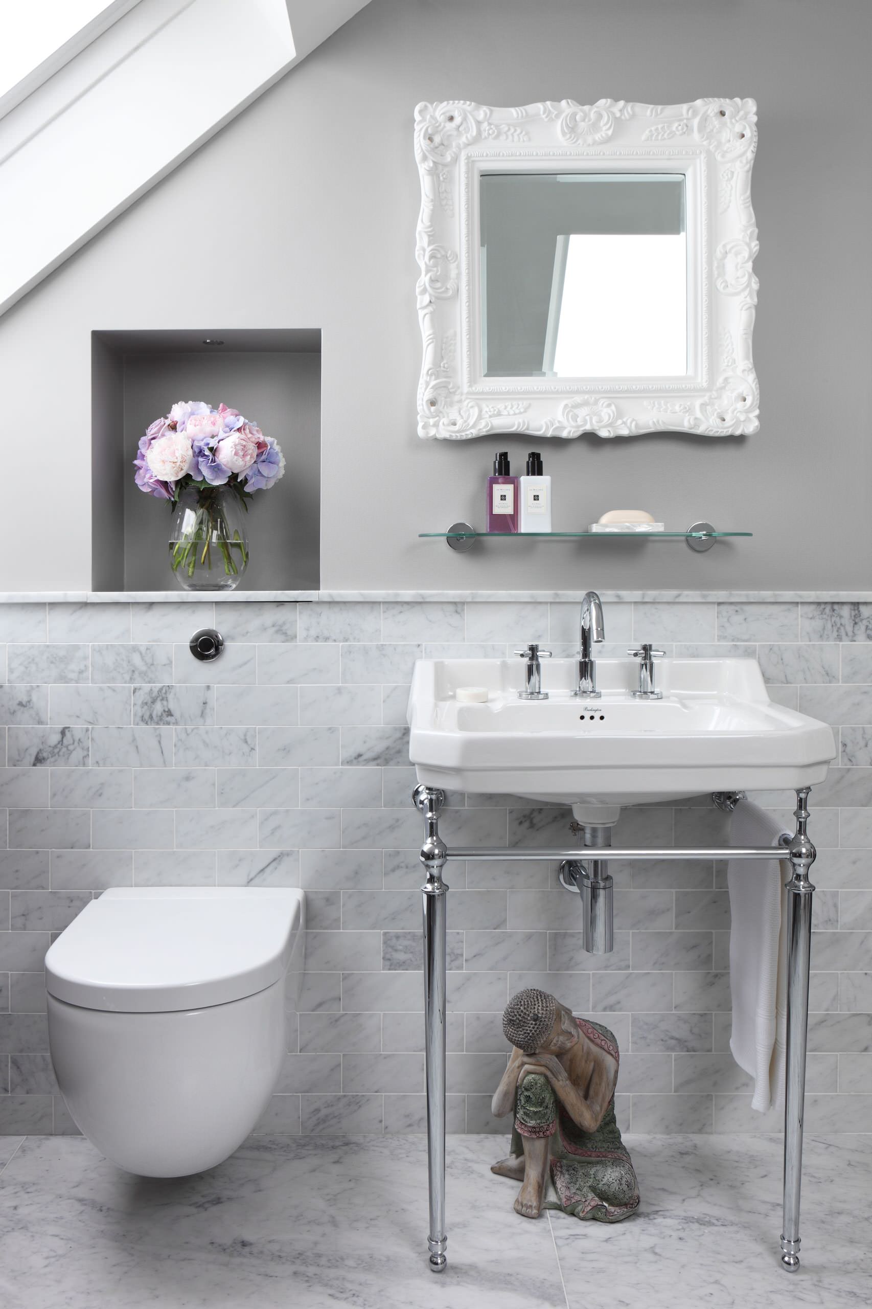 Featured image of post Grey Half Tiled Bathroom Walls / Interior of modern bathroom with grey tiles wall.