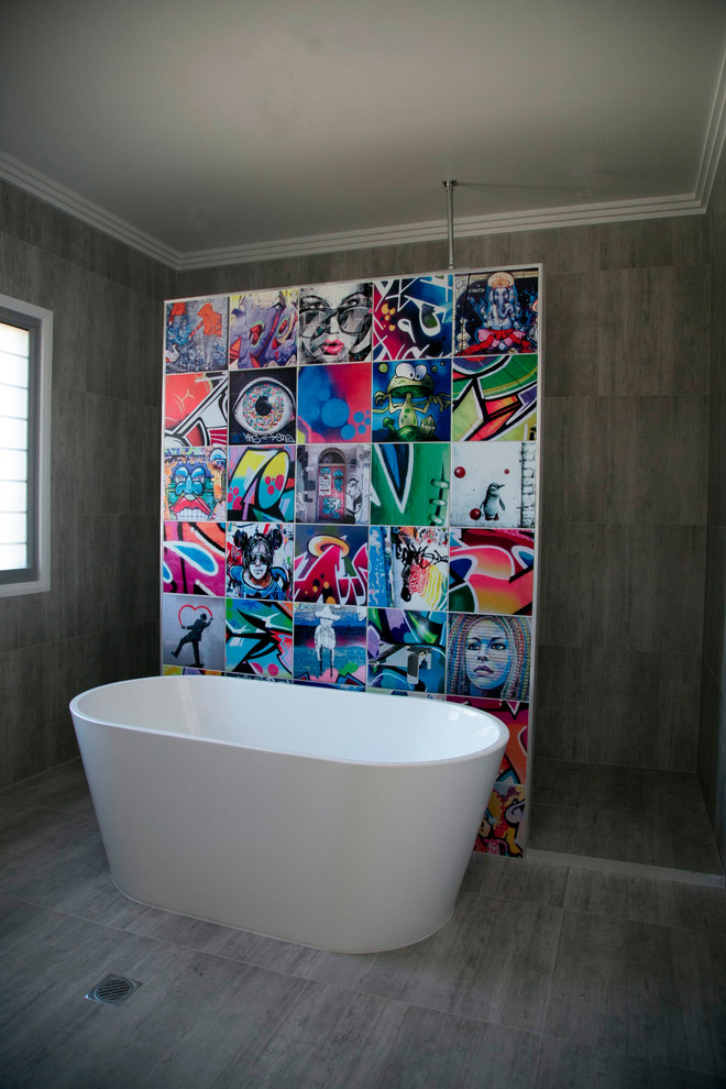 Bathroom - modern master bathroom idea in Sydney