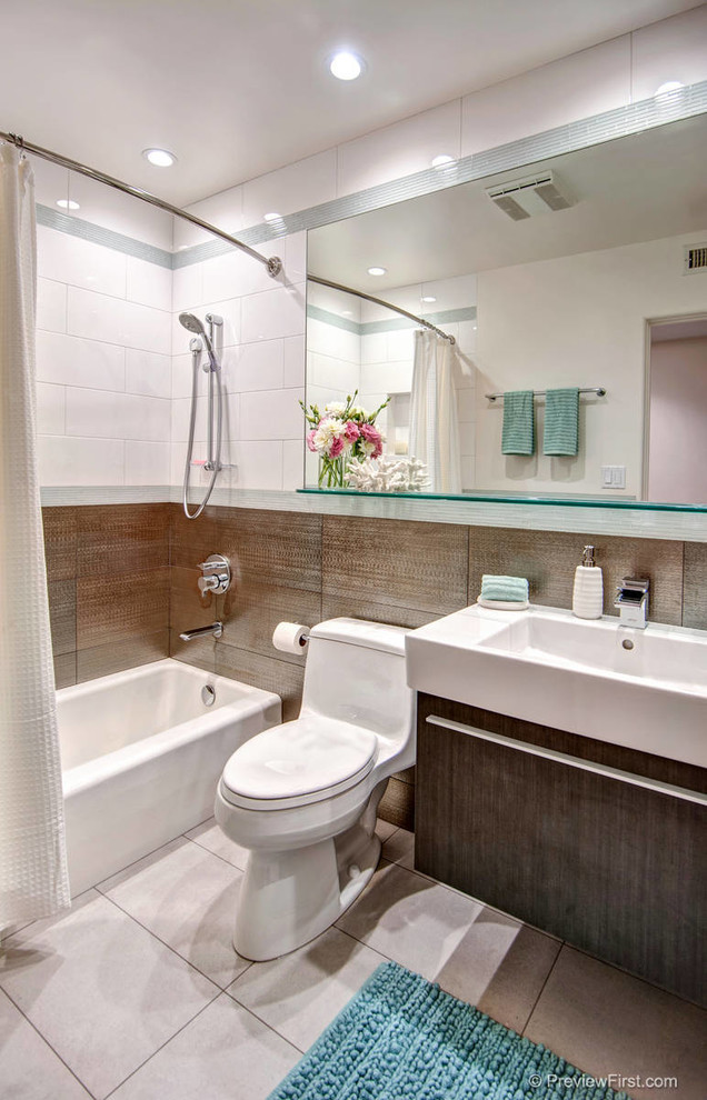 Inspiration for a contemporary bathroom remodel in San Diego