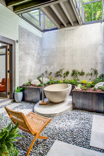 Tropical Bathroom Inpiration – F.I.N.D.S.