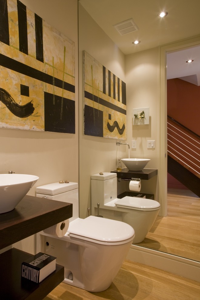 Example of a minimalist bathroom design in DC Metro