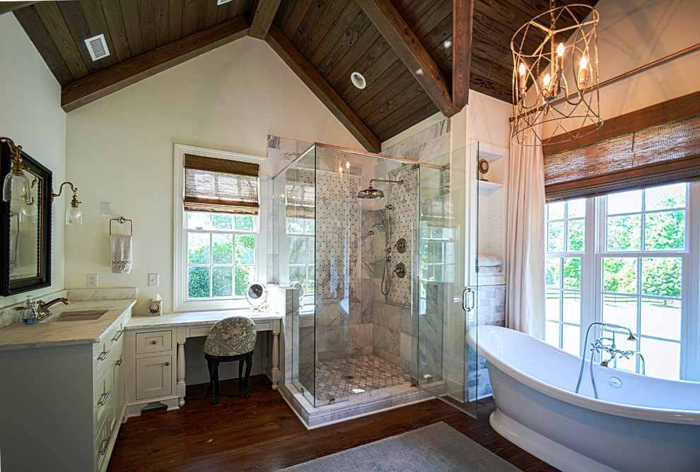 Imagen de cuarto de baño de estilo de casa de campo grande