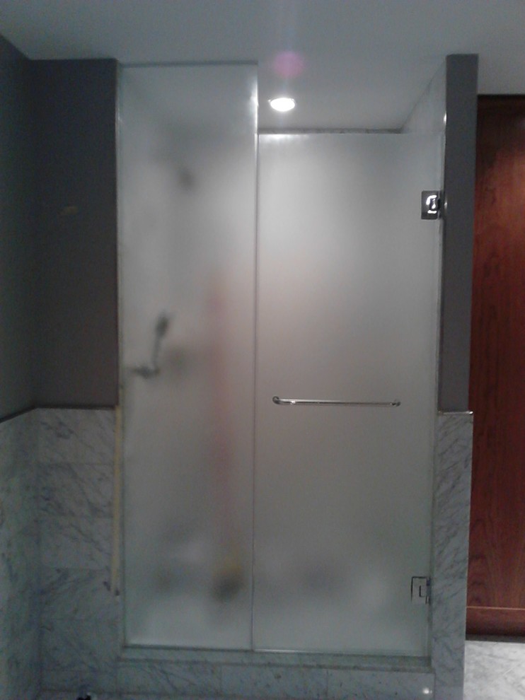 Elegant bathroom photo in DC Metro
