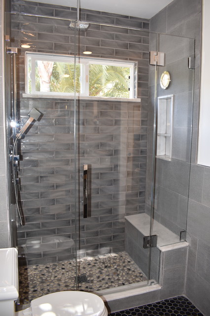 Frameless Shower Enclosures - Moderno - Cuarto de baño - Orange County