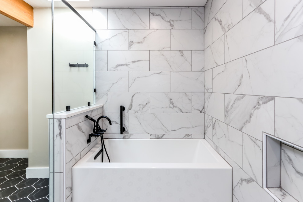 Mid-sized 1950s master black and white tile and porcelain tile porcelain tile, black floor and double-sink alcove bathtub photo in Seattle with flat-panel cabinets, medium tone wood cabinets, a two-piece toilet, gray walls, an undermount sink, quartz countertops, white countertops and a built-in vanity