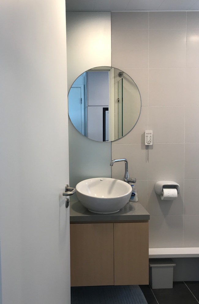 Design ideas for a contemporary bathroom in Hong Kong.